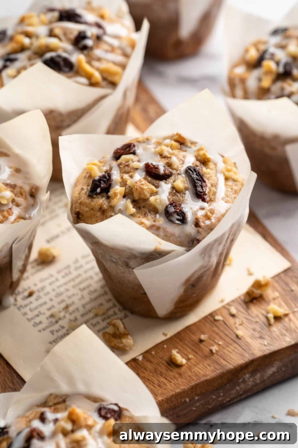 Spiced Carrot Muffins 1 featured 19549