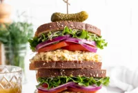 Creamy Vegan Chickpea Tuna Salad