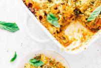 Creamy Vegan Cheese Pasta Bake