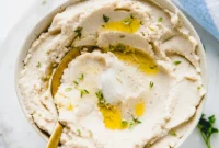 Buttery Low Carb Vegan Mashed Cauliflower