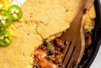 Hearty Chili Cornbread Bake