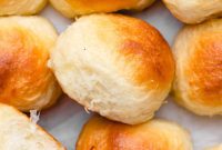 Soft and Fluffy Vegan Dinner Rolls