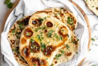 Garlic Naan: Plant-Based Perfection