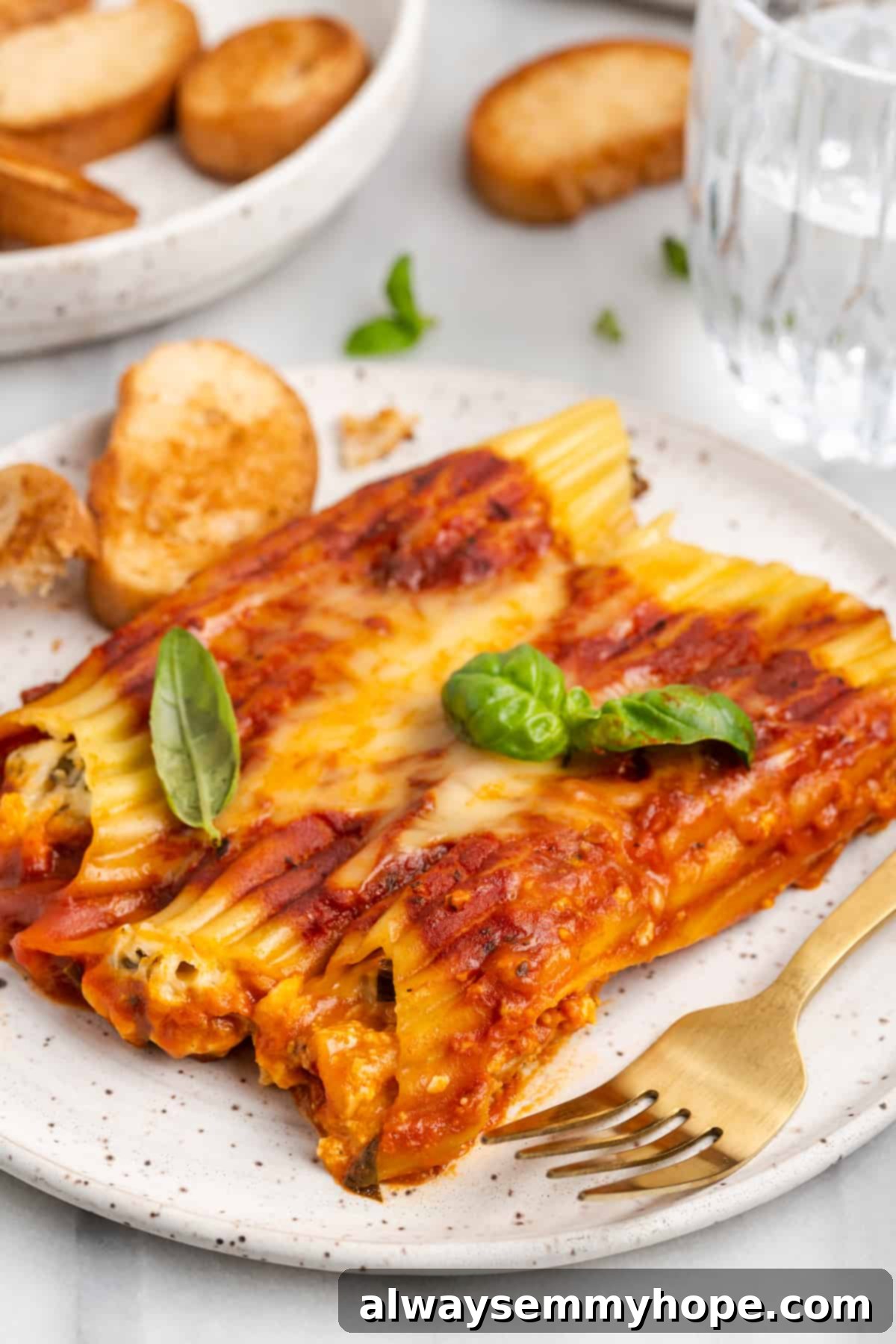 Creamy Vegan Manicotti 1 featured 52720