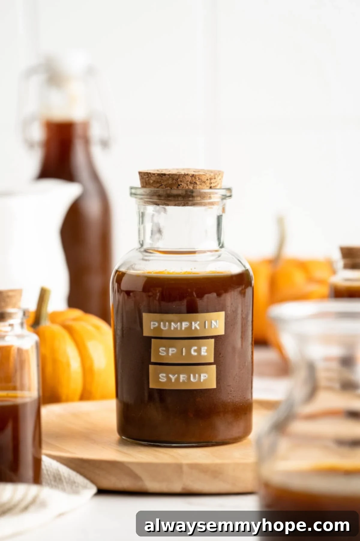 Rich Pumpkin Spice Syrup 1 featured 64059