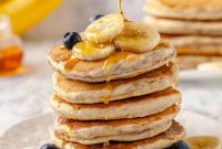Fluffy Banana Pancakes