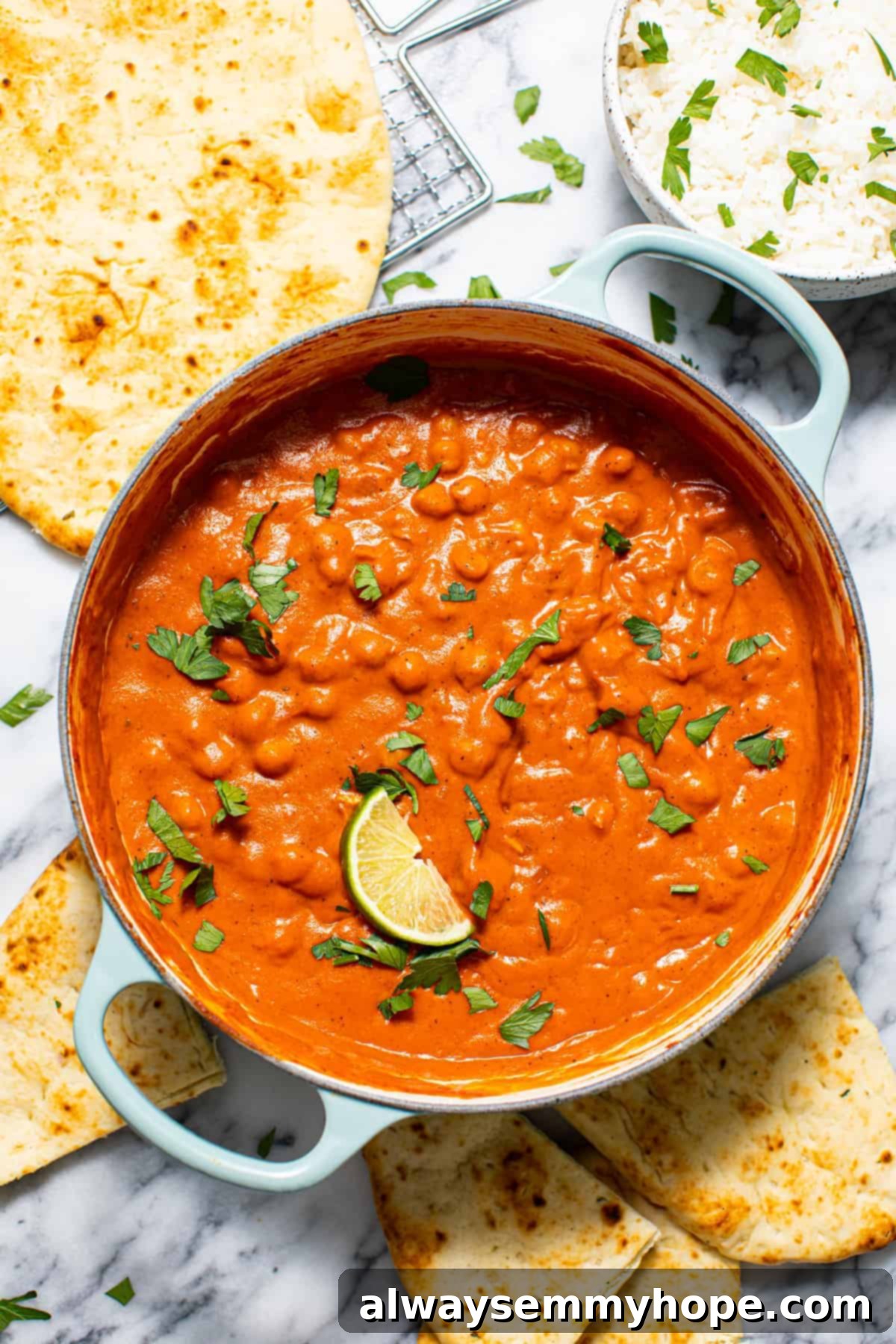 Pot of chickpea tikka masala.