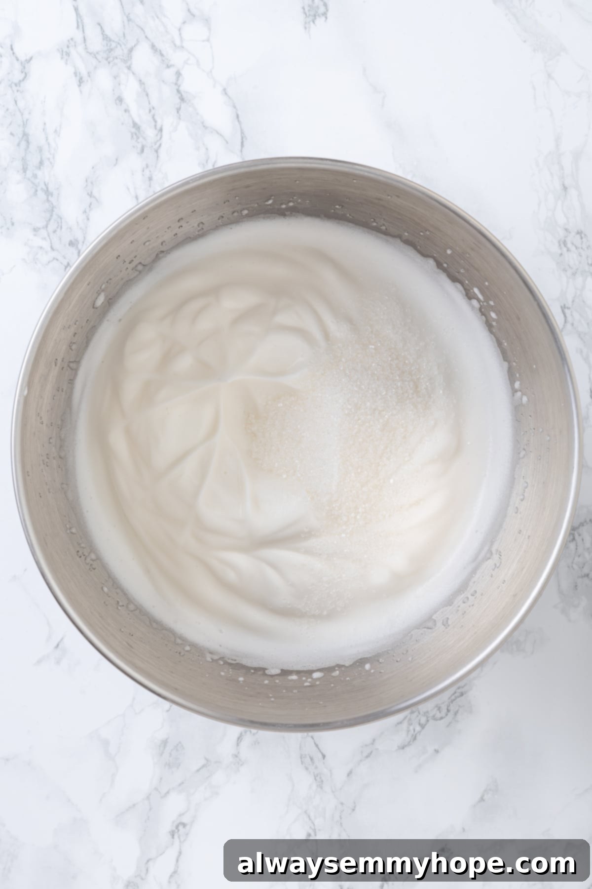 Aquafaba is a miracle worker in vegan baking. But what is aquafaba? And how do you use it? Here’s everything you need to know! Aquafaba in mixer bowl