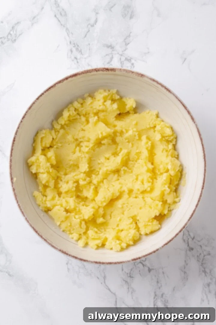 Mashed potatoes in bowl