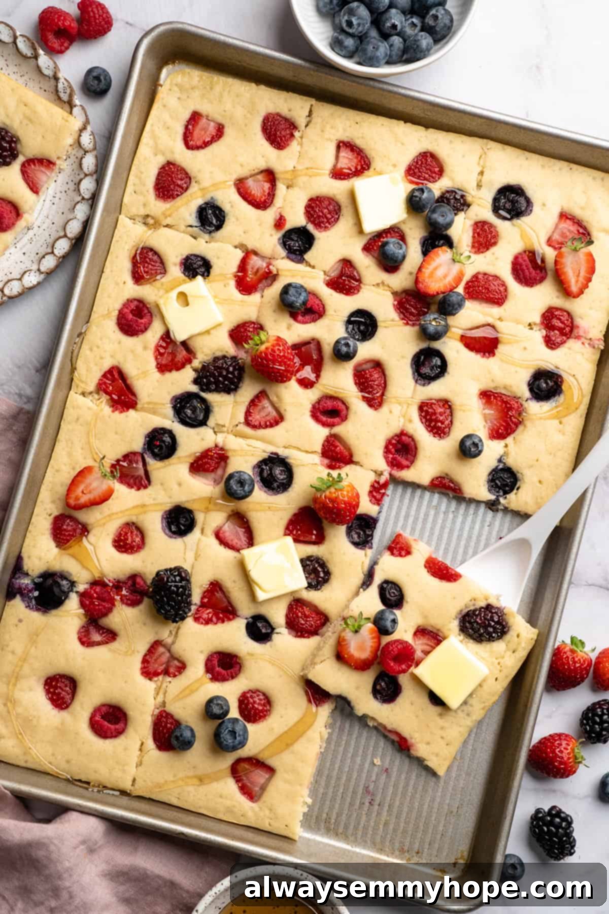 Easy sheet pan pancakes with berries Sheet pan pancakes with berries